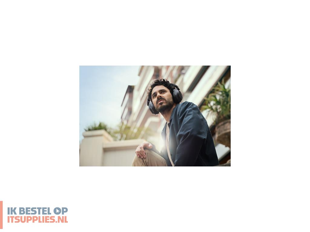 0120868-hp_poly_voyager_surround_85_uc_microsoft_teams_certified_usb-c_headset_usb-ca_adapter_charging_stand