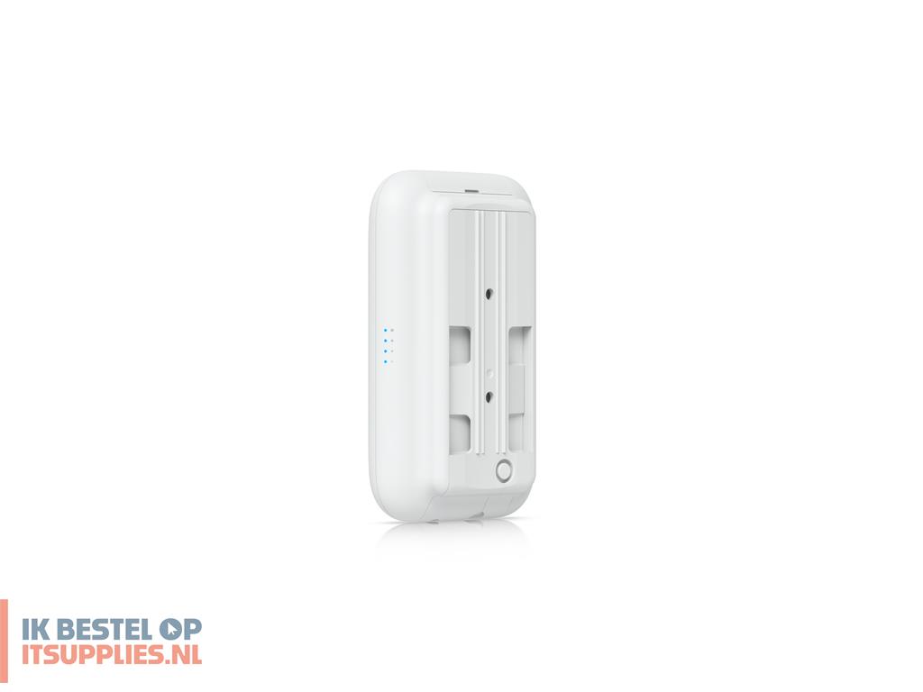 3158772-ubiquiti_swiss_army_knife_ultra_866-7_mbits_wit_power_over_ethernet_poe