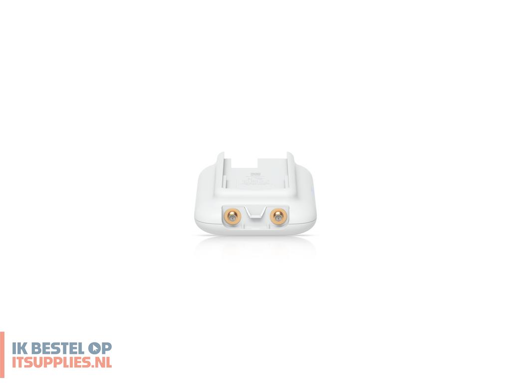 3206077-ubiquiti_swiss_army_knife_ultra_866-7_mbits_wit_power_over_ethernet_poe