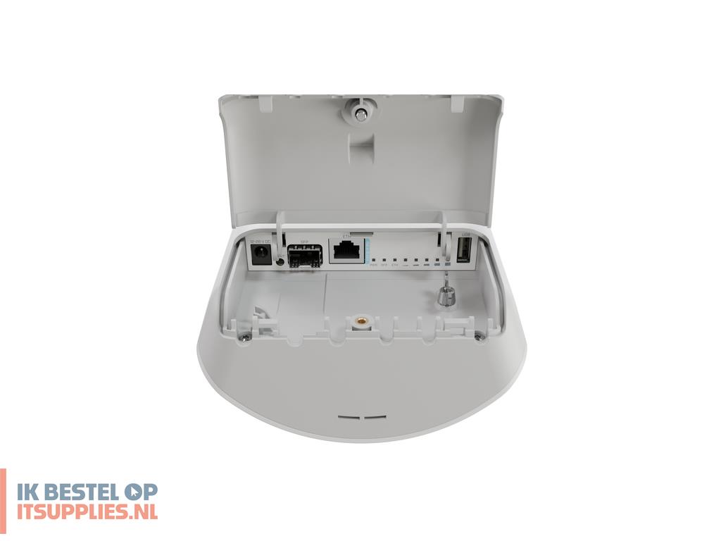3014681-mikrotik_mantbox_ax_15s_wit_power_over_ethernet_poe
