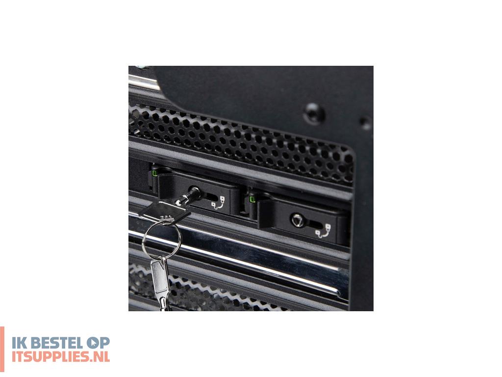 4724138-startechcom_tr-m2-removable-pcie_drive_bay_panel_opslagschijflade_zwart-_zilver