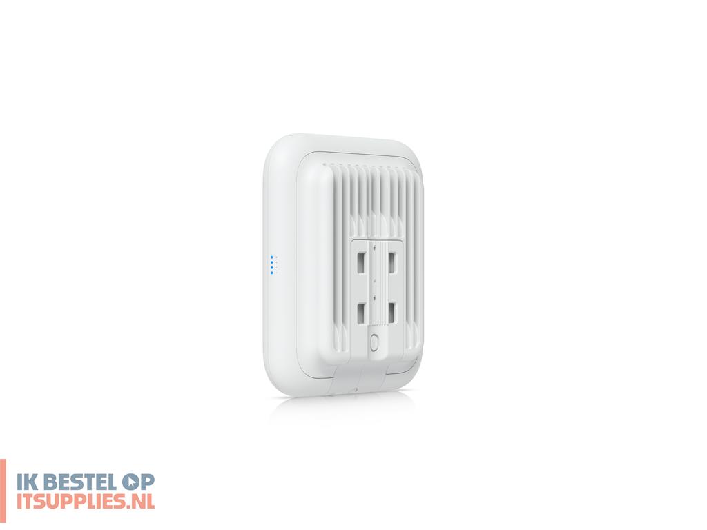 4900010-ubiquiti_u7_outdoor_4300_mbits_wit_power_over_ethernet_poe