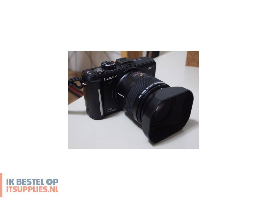 0137100-panasonic_h-es045_cameralens_slr_zwart