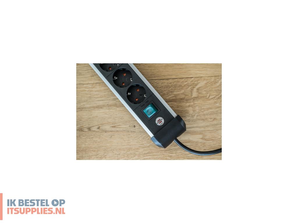 3117345-brennenstuhl_1391030400_power_uitbreiding_1-8_m_4_ac-uitgangen_binnen_zwart-_zilver