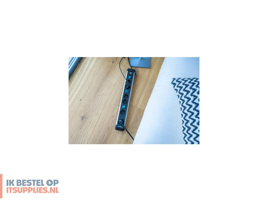 3117426-brennenstuhl_1391030601_power_uitbreiding_3_m_6_ac-uitgangen_binnen_zwart-_zilver