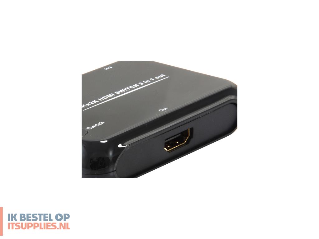 5356017-equip_332721_video_switch_hdmi