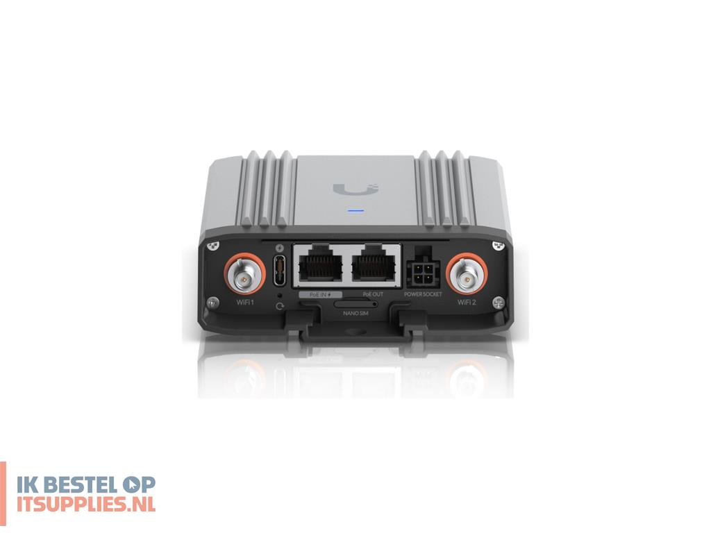1745761-ubiquiti_umr-industrial_router_voor_mobiele_netwerken