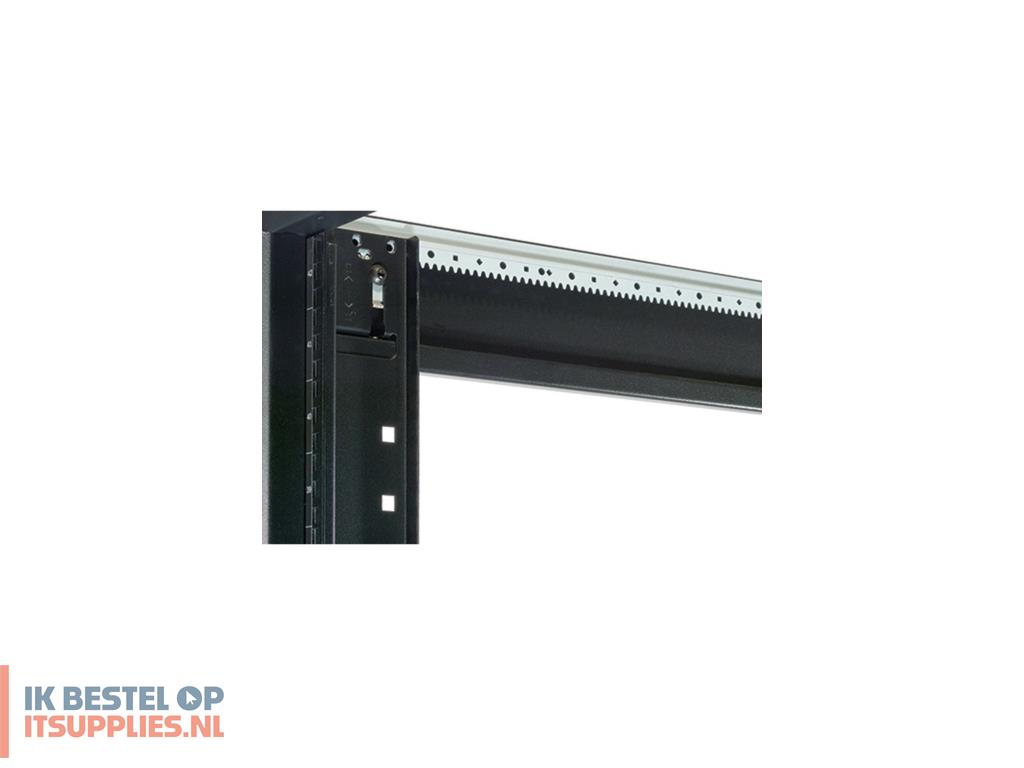 4533227-apc_ar3100_vrijstaande_rek