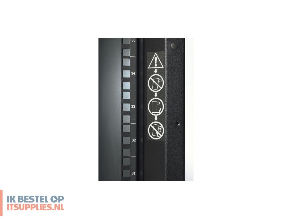 4537061-apc_ar3100_vrijstaande_rek