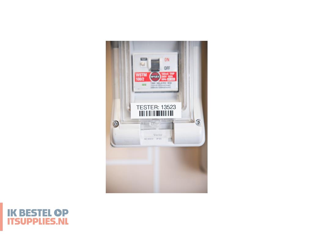 0040493-brother_tze-241_labelprinter-tape_zwart_op_wit