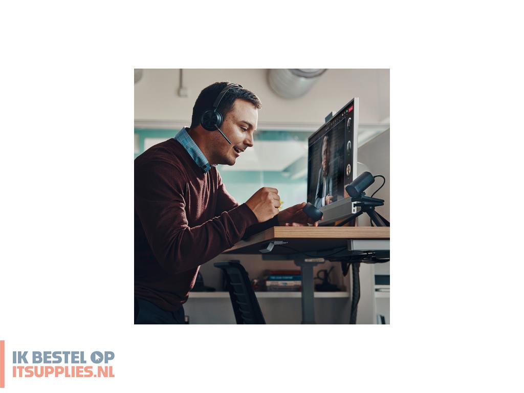 2217982-poly_voyager_focus_2_microsoft_teams_certified_usb-c-c_headset_usb-ca_adapter_charging_stand