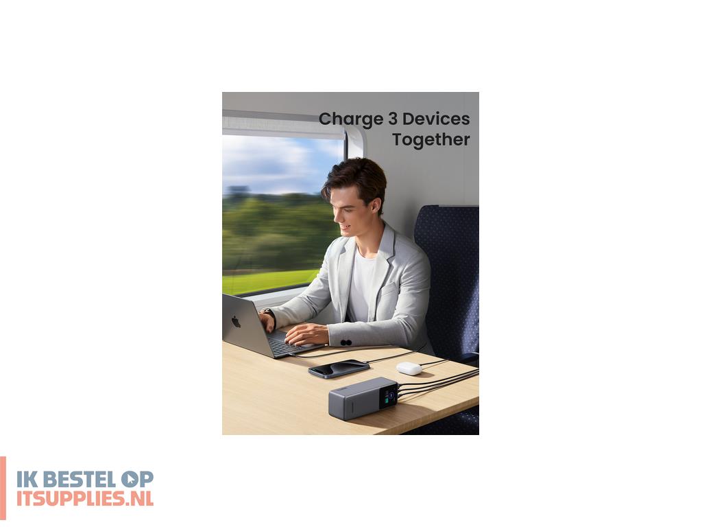 1747368-ugreen_25000mah_200w_fast_charging_powerbank_grijs