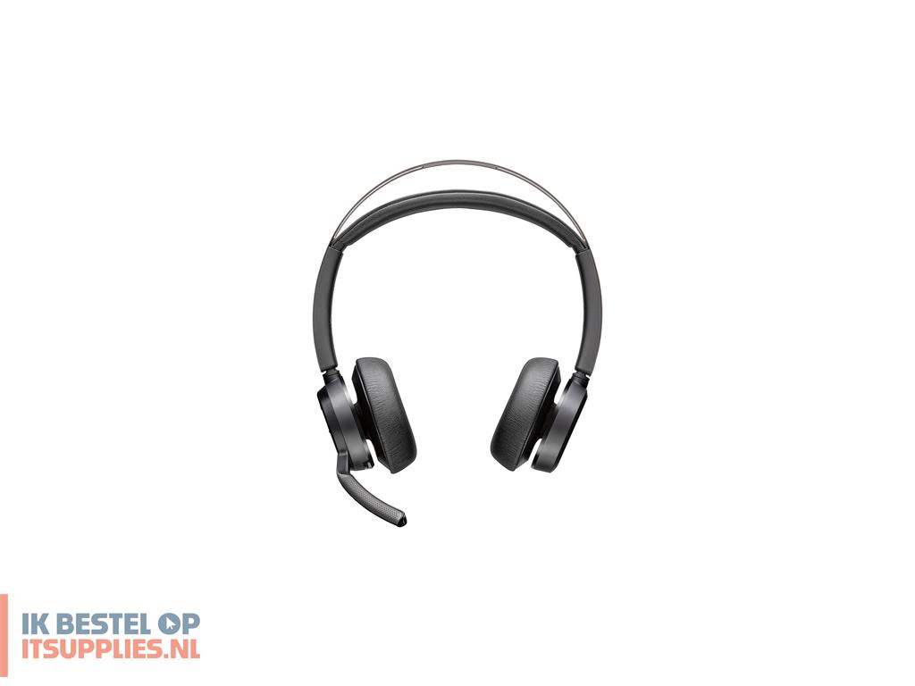 4700055-poly_voyager_focus_2_usb-c-c_headset_usb-ca_adapter_charging_stand