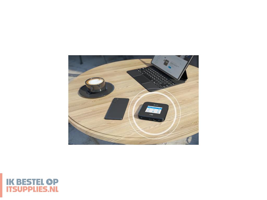 1338383-netgear_nighthaw_m7_pro_router_voor_mobiele_netwerken