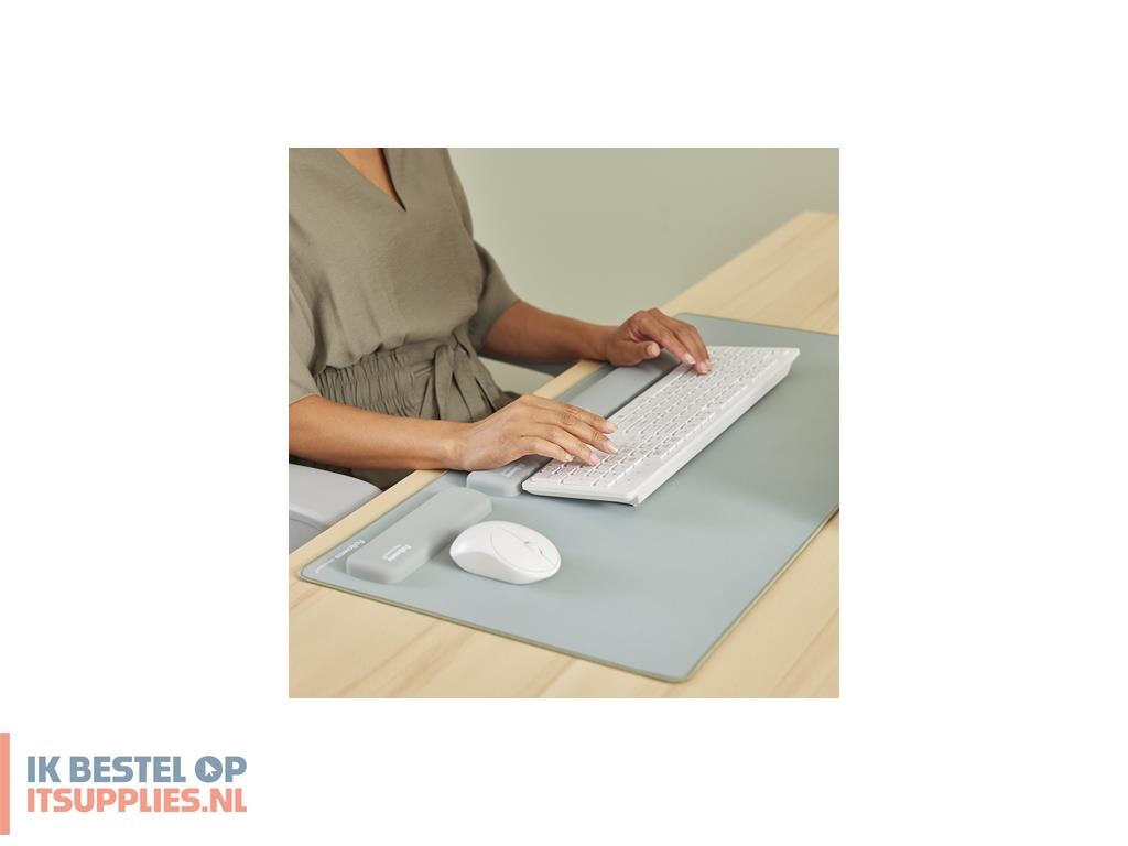 1537721-fellowes_breyta_polssteun_silicone_salie