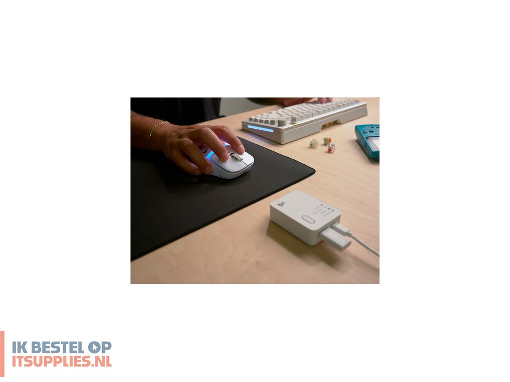 4713184-glorious_gaming_model_d3_wireless_muis_gamen_rechtshandig_rf_draadloos_optisch_30000_dpi