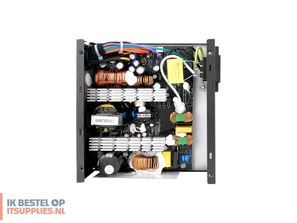 3026710-thermaltake_tr2_s_650w_power_supply_unit_204_pin_atx_atx_zwart