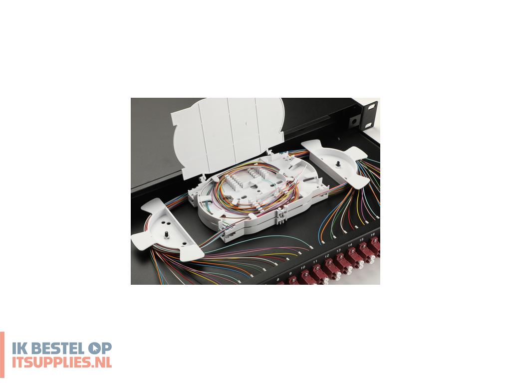4522743-equip_337214_patch_paneel_1u