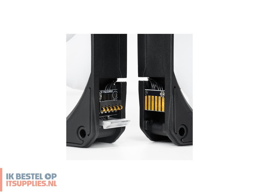 1526259-chieftec_clc-360-vrm-rgb_koelsysteem_voor_computers_computer_behuizing_alles-in-een_vloeistofkoeler_12_cm