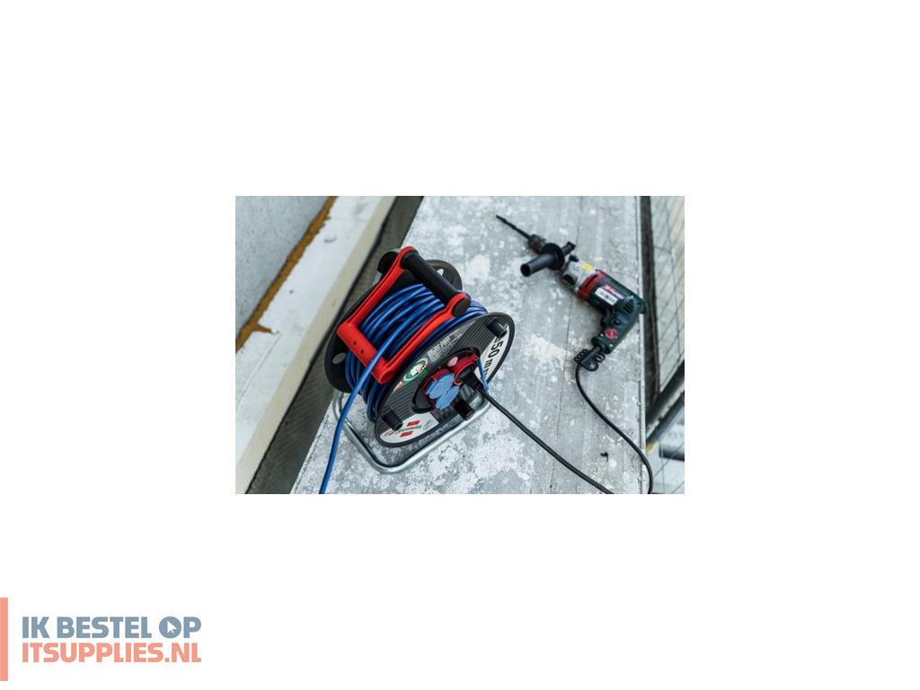 1700447-brennenstuhl_1209830_power_uitbreiding_50_m_3_ac-uitgangen_buiten_zwart-_blauw-_rood