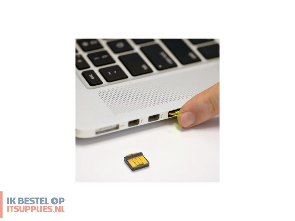 4511445-yubico_yubikey_5_nano