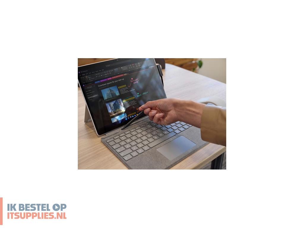 1737141-microsoft_surface_pro_signature_keyboard_azerty_frans_microsoft_cover_port_platina