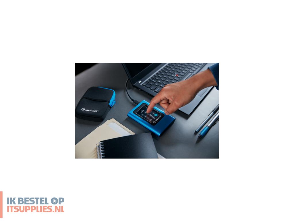 0535283-kingston_technology_ironkey_vault_privacy_80_1-92_tb_usb_type-c_32_gen_1_31_gen_1_blauw