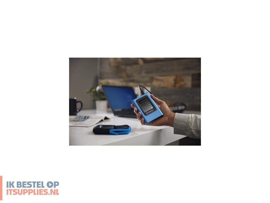 0539546-kingston_technology_ironkey_vault_privacy_80_1-92_tb_usb_type-c_32_gen_1_31_gen_1_blauw