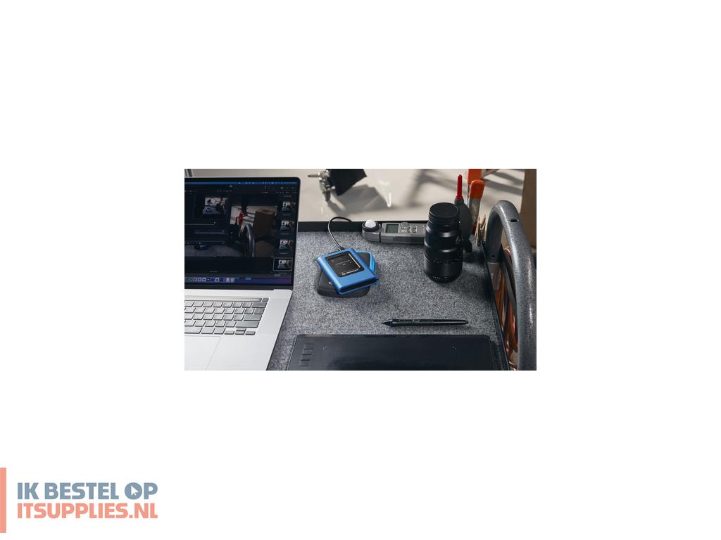 0545000-kingston_technology_ironkey_vault_privacy_80_1-92_tb_usb_type-c_32_gen_1_31_gen_1_blauw