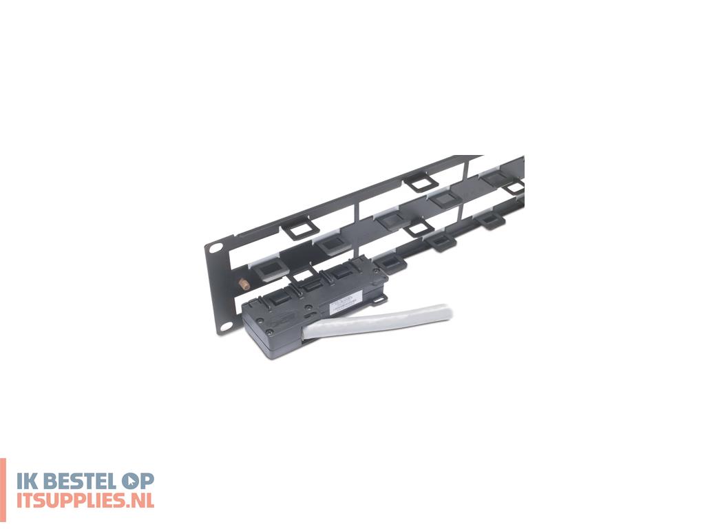 4831185-apc_ar8452_rack-toebehoren