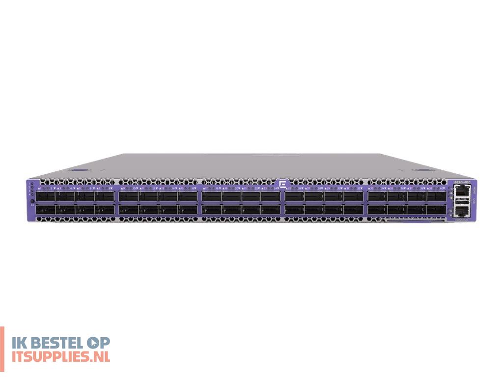 113780-extreme_networks_extreme_8820-40c